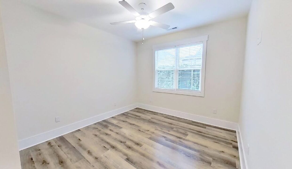 6504-Oak-Canopy-Dr-Wilmington-NC-28409-26