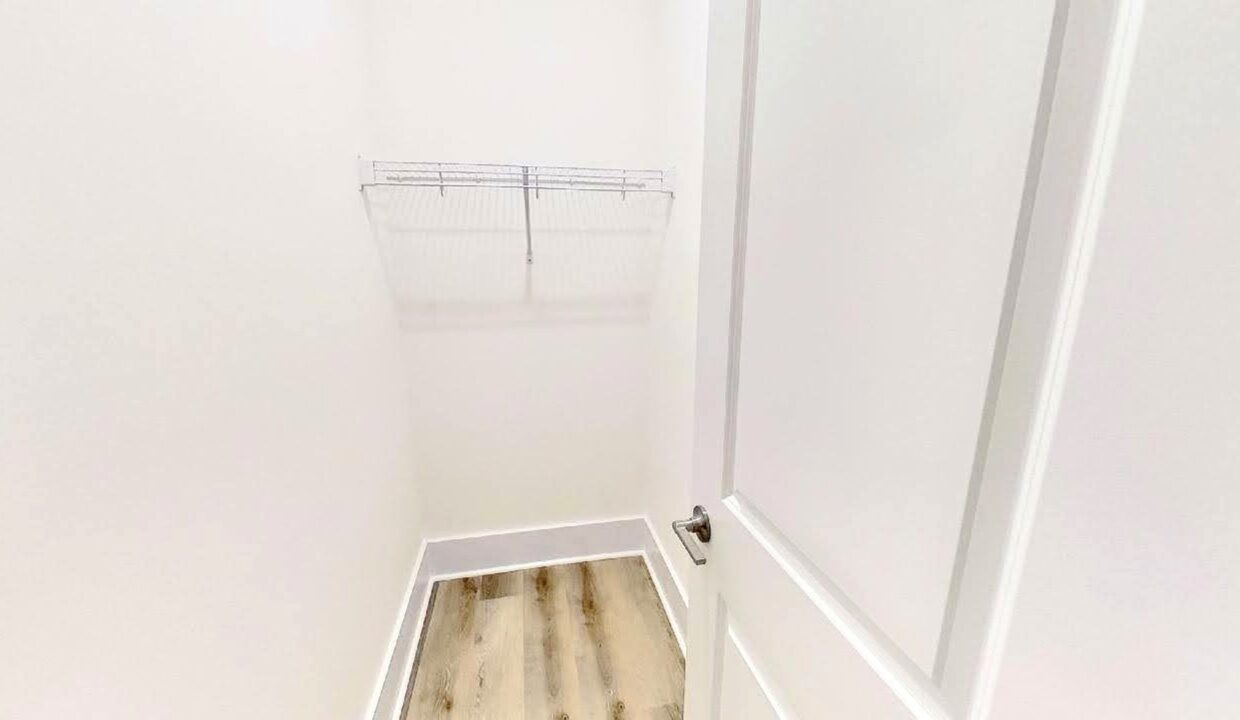 6504-Oak-Canopy-Dr-Wilmington-NC-28409-27