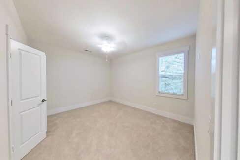 6504-Oak-Canopy-Dr-Wilmington-NC-28409-32
