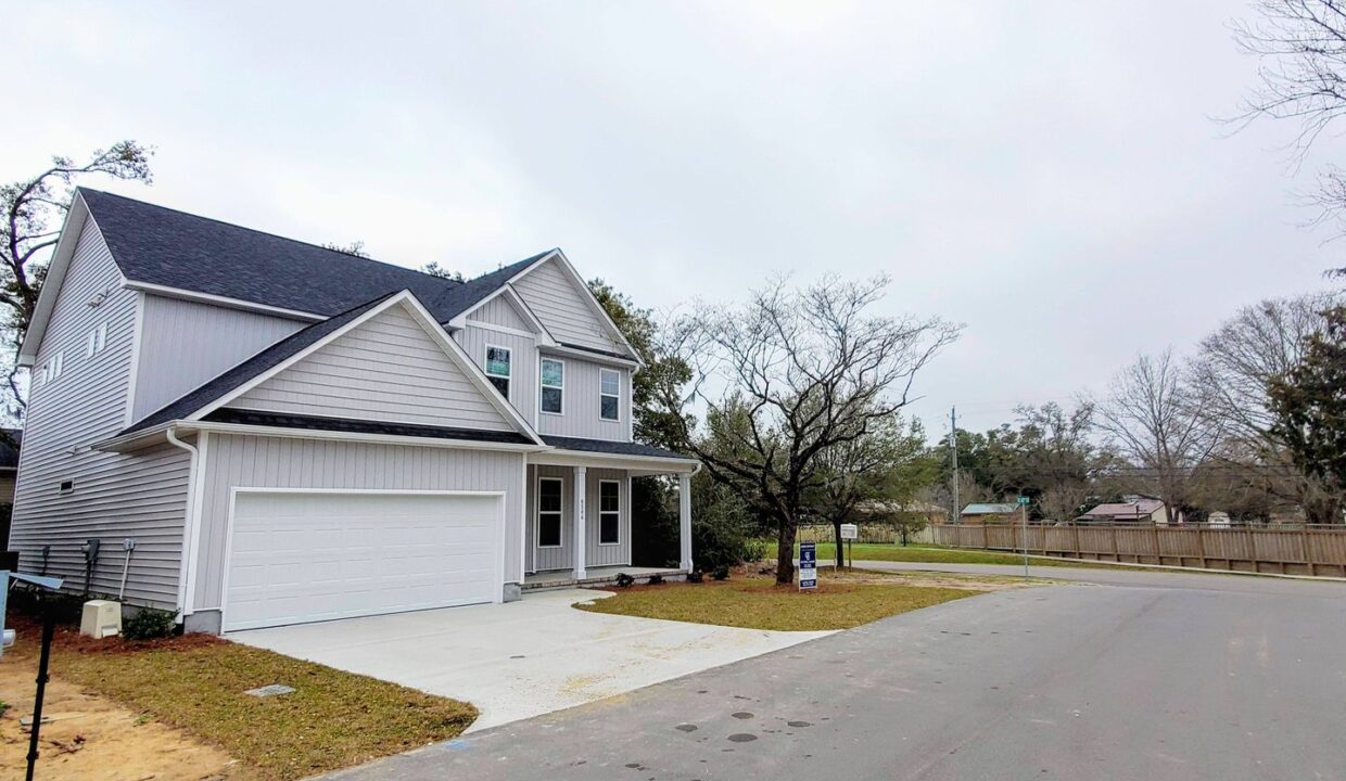 6504-Oak-Canopy-Dr-Wilmington-NC-28409-6