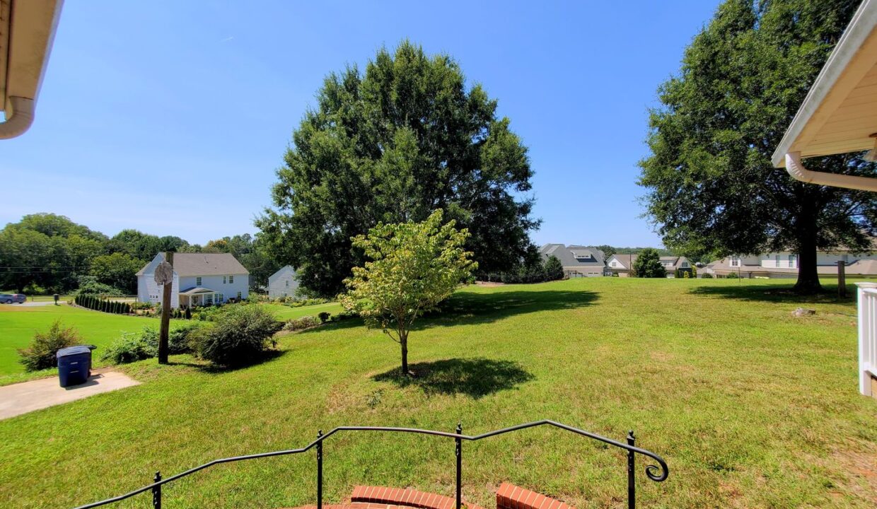 654-Meadowlark-Dr-Winston-Salem-NC-27106-10