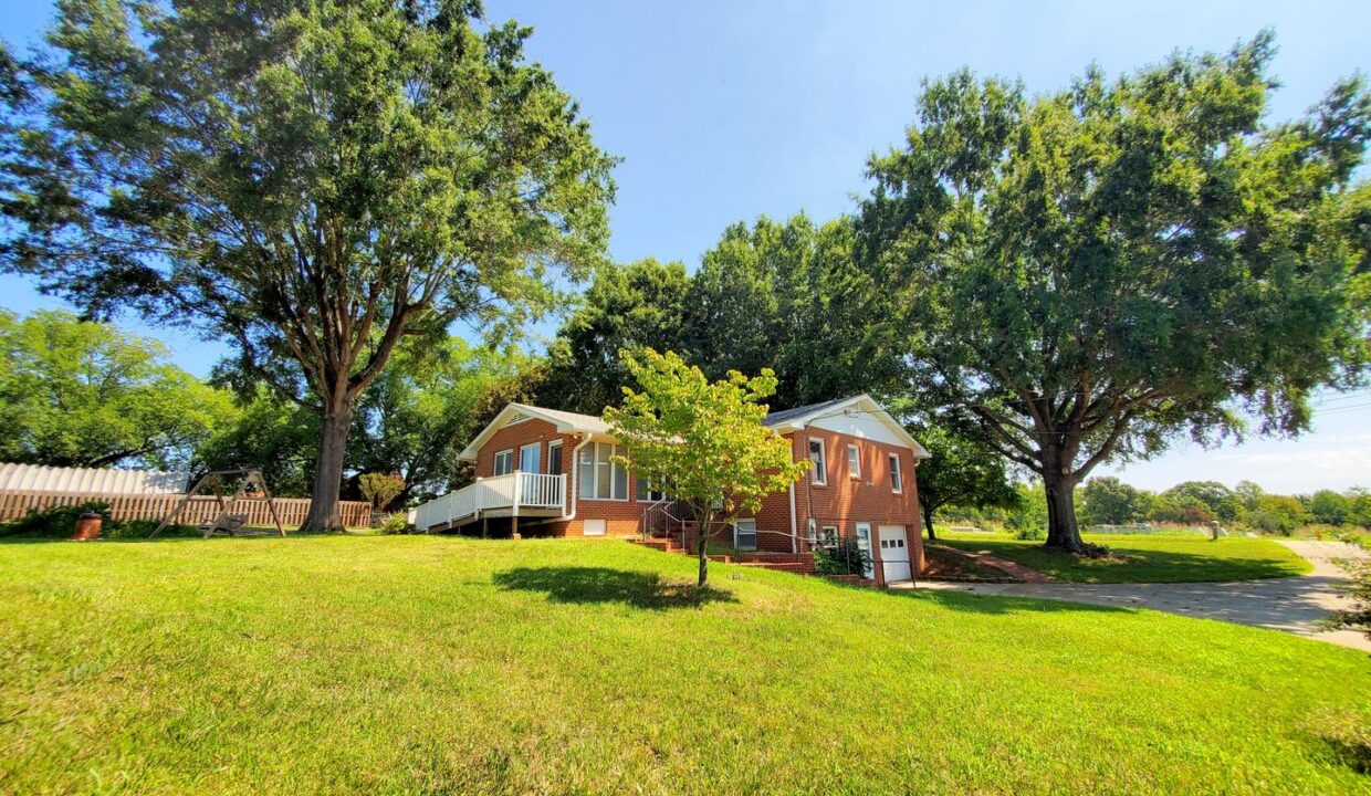 654-Meadowlark-Dr-Winston-Salem-NC-27106-15