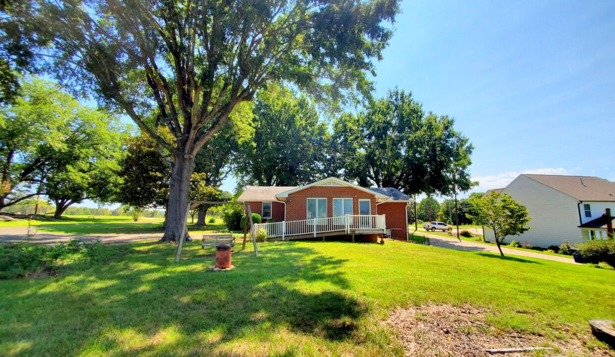 654-Meadowlark-Dr-Winston-Salem-NC-27106-17