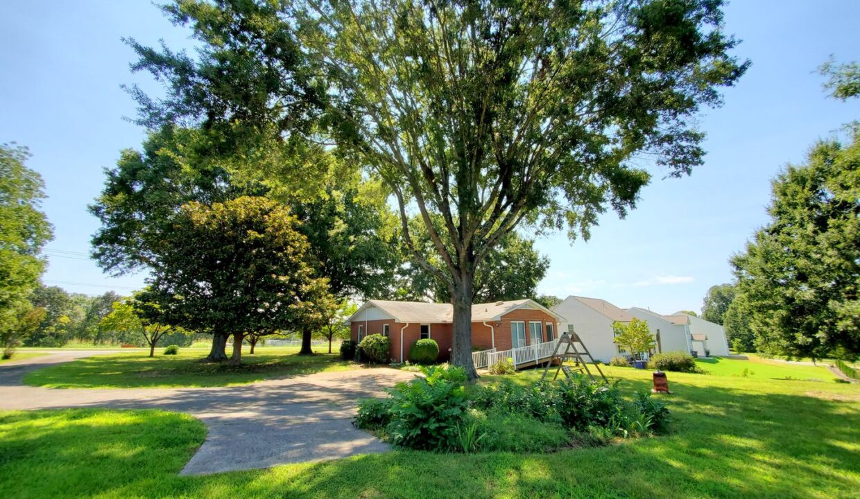 654-Meadowlark-Dr-Winston-Salem-NC-27106-19