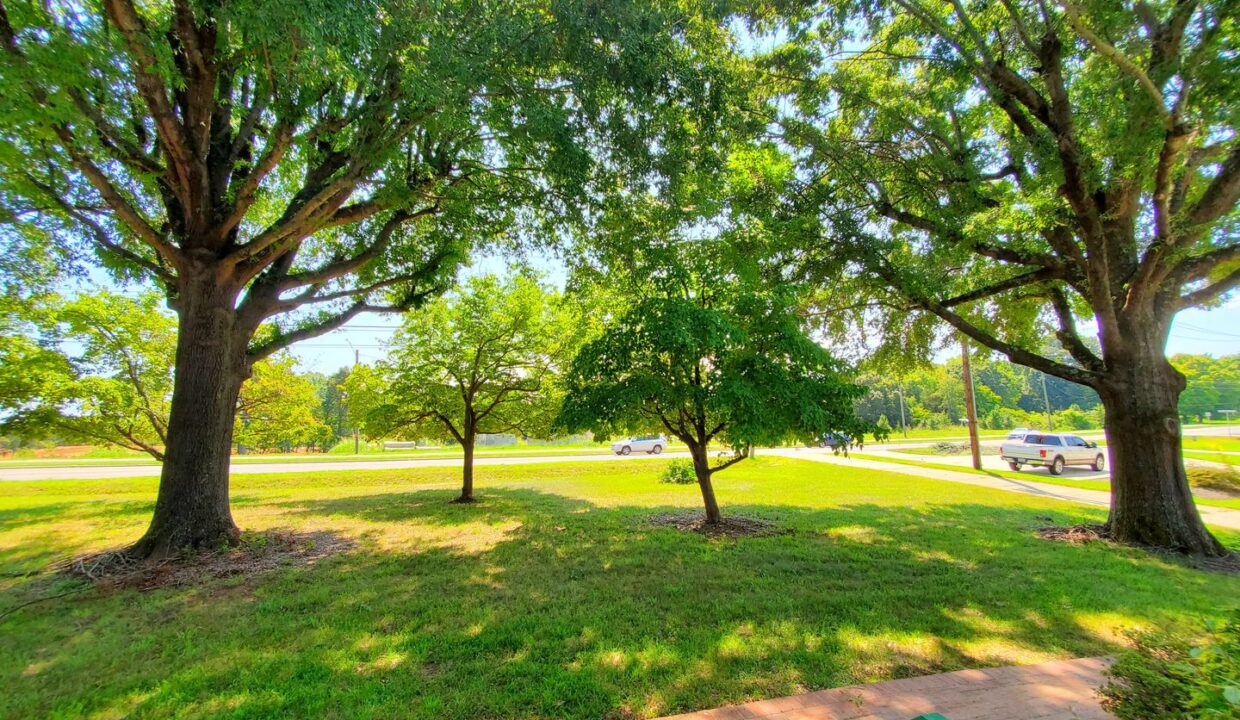 654-Meadowlark-Dr-Winston-Salem-NC-27106-29