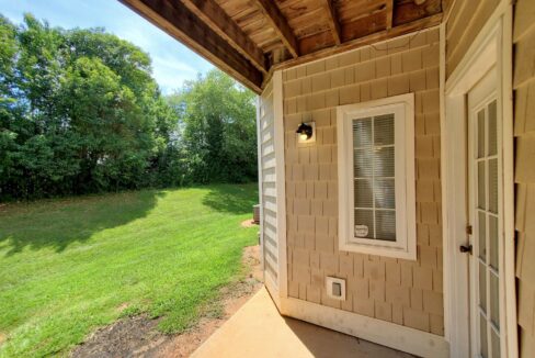 6712-Mallard-Park-Dr-Charlotte-NC-28262-39