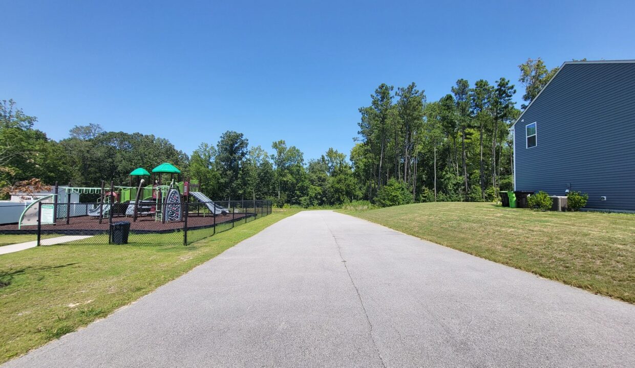 812-Brook-Bawn-Rd-Wendell-NC-27591-33