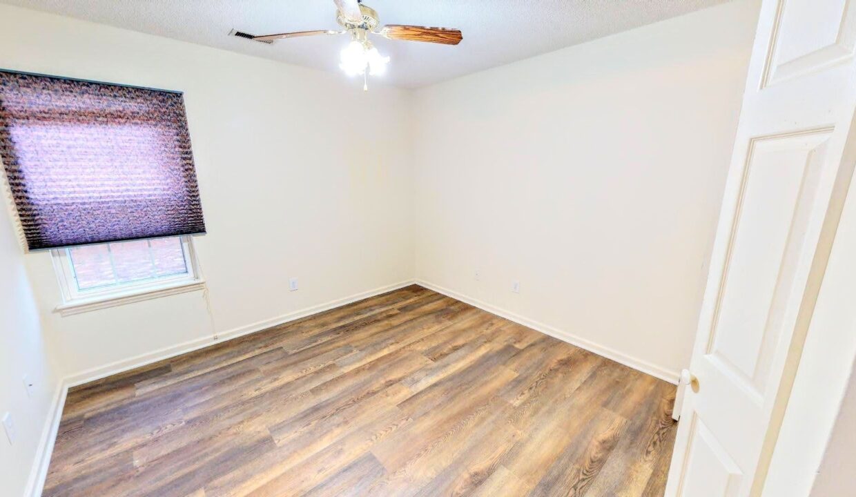 8806-Healy-Circle-Wilmington-NC-28412-13