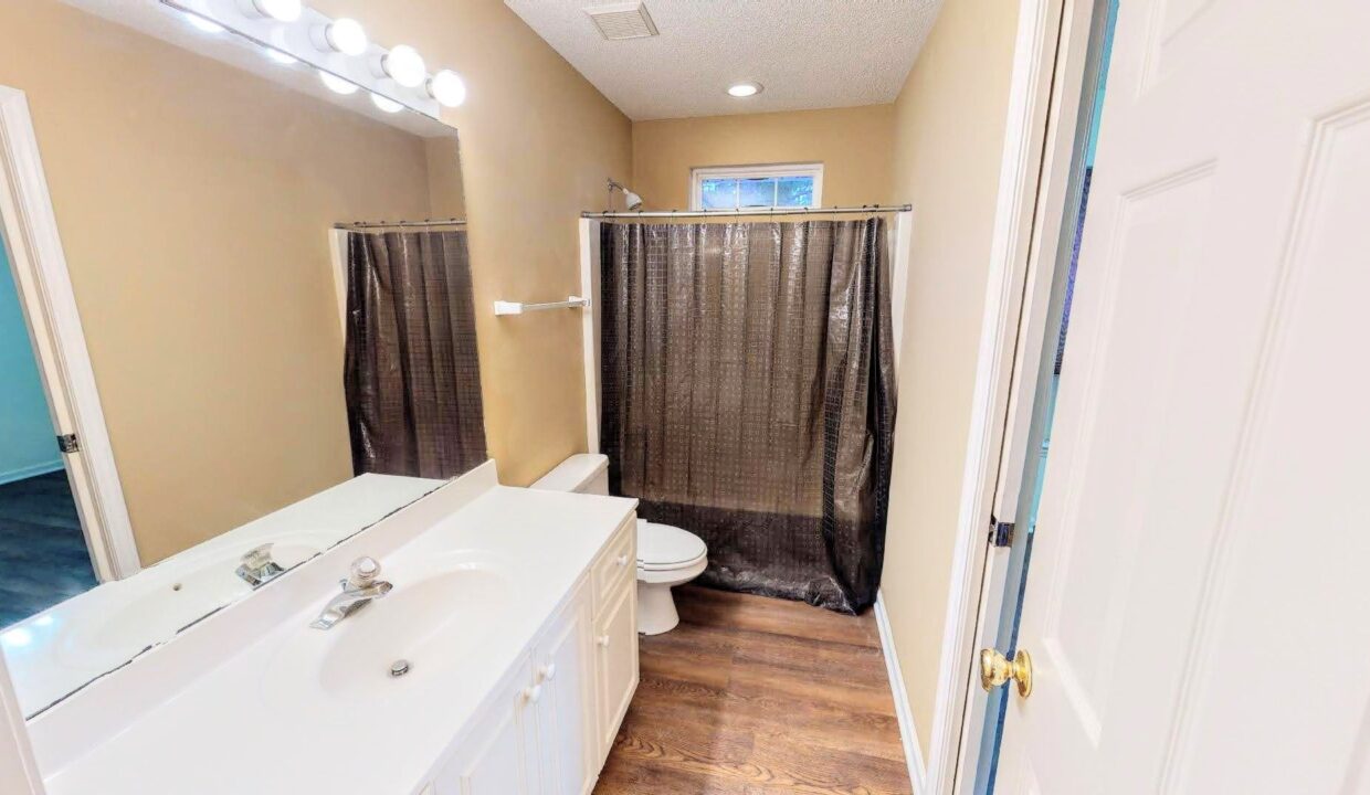 8806-Healy-Circle-Wilmington-NC-28412-15