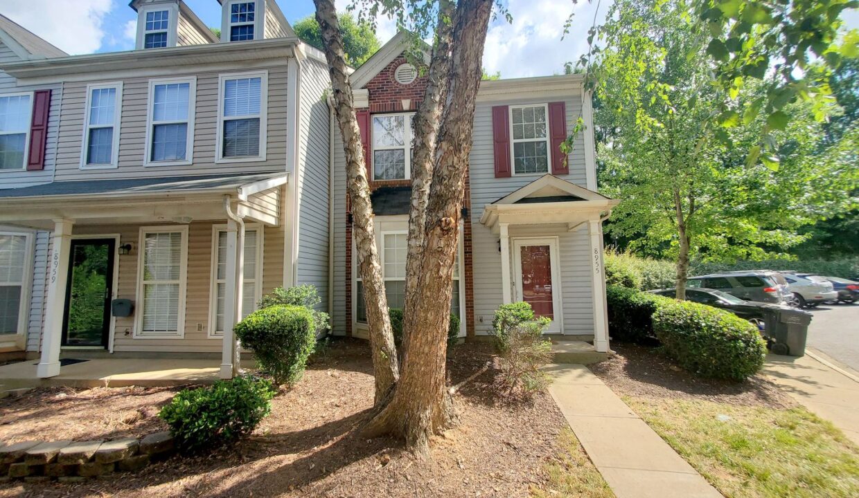 8955-Gerren-Ct-Charlotte-NC-28217-11
