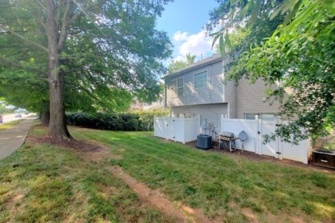 8955-Gerren-Ct-Charlotte-NC-28217-23