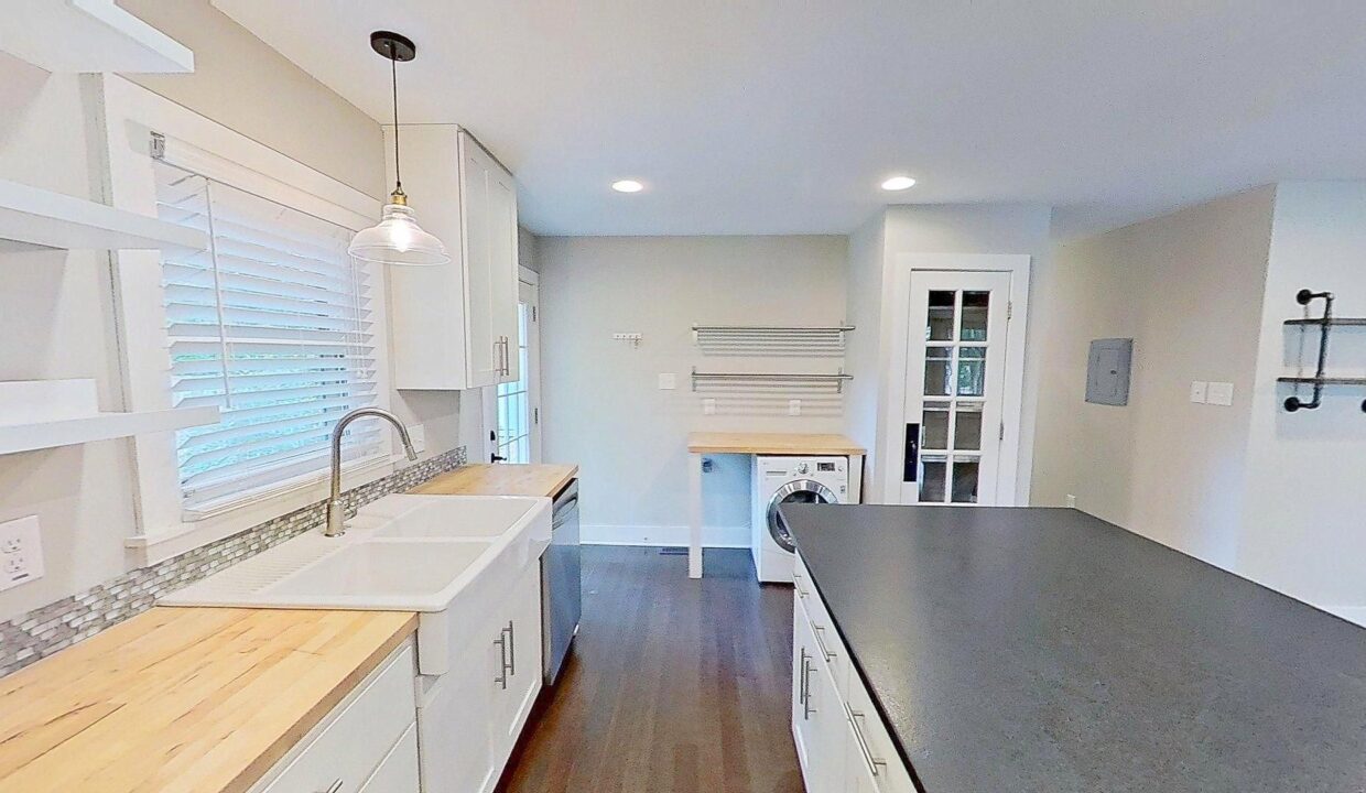 908-Brighton-Rd-Raleigh-NC-27610-11
