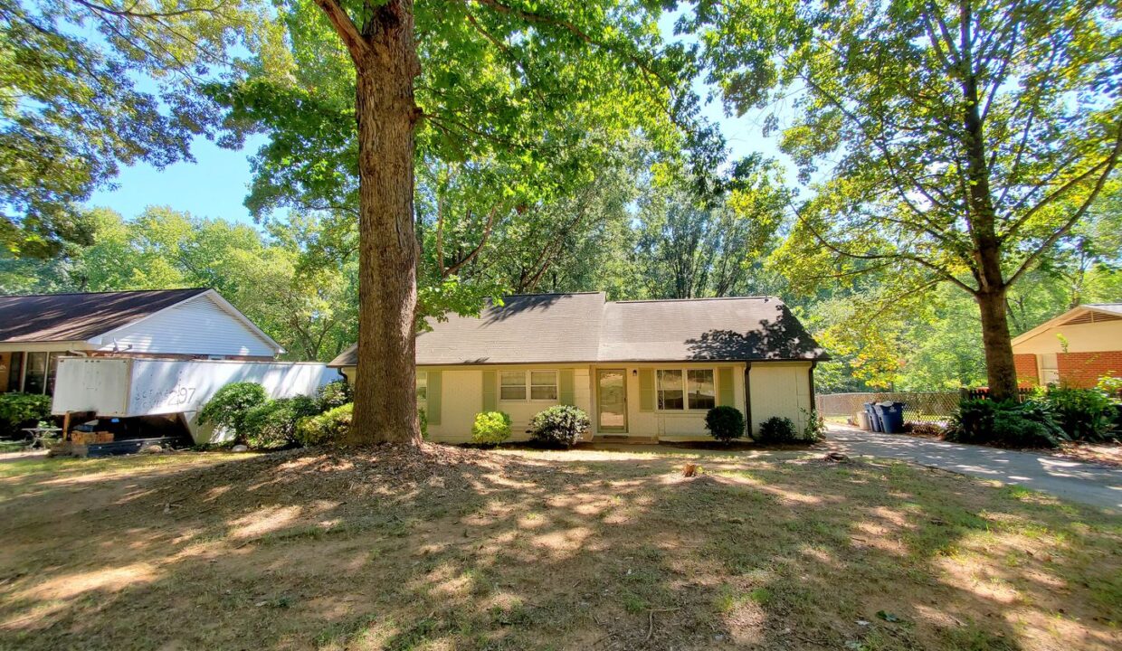 10529-Starwood-Dr-Charlotte-NC-28215-10