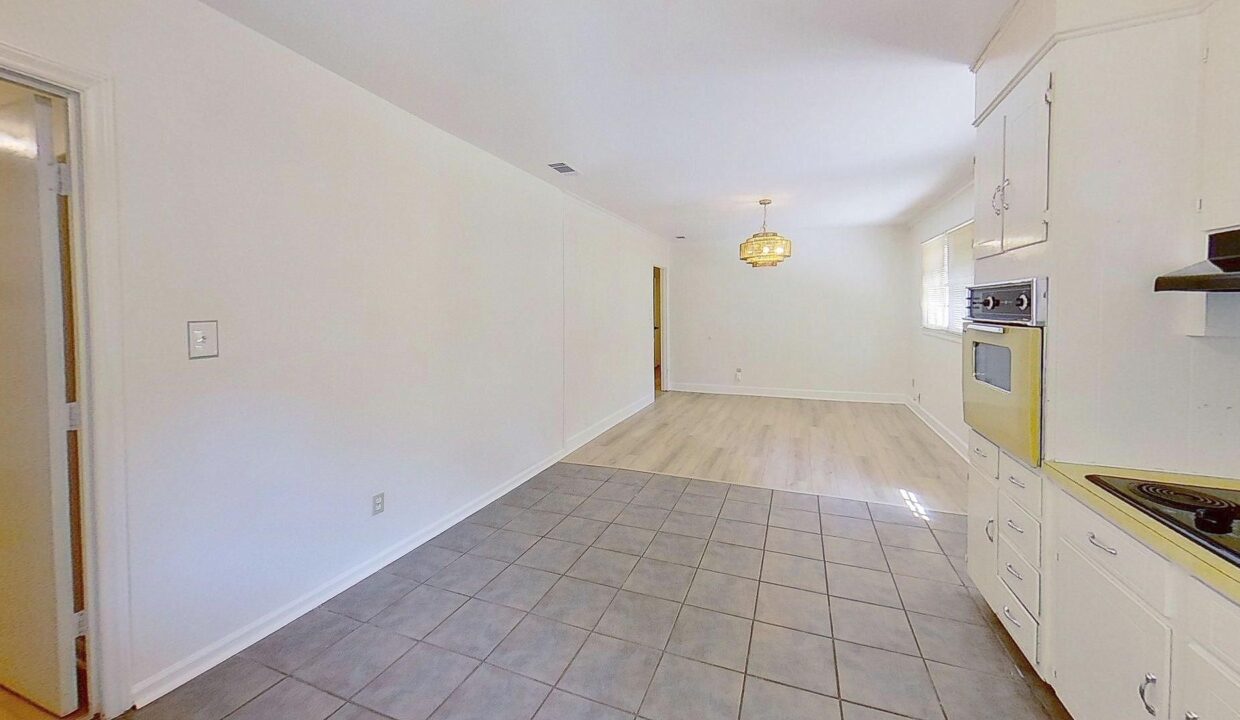 10529-Starwood-Dr-Charlotte-NC-28215-15