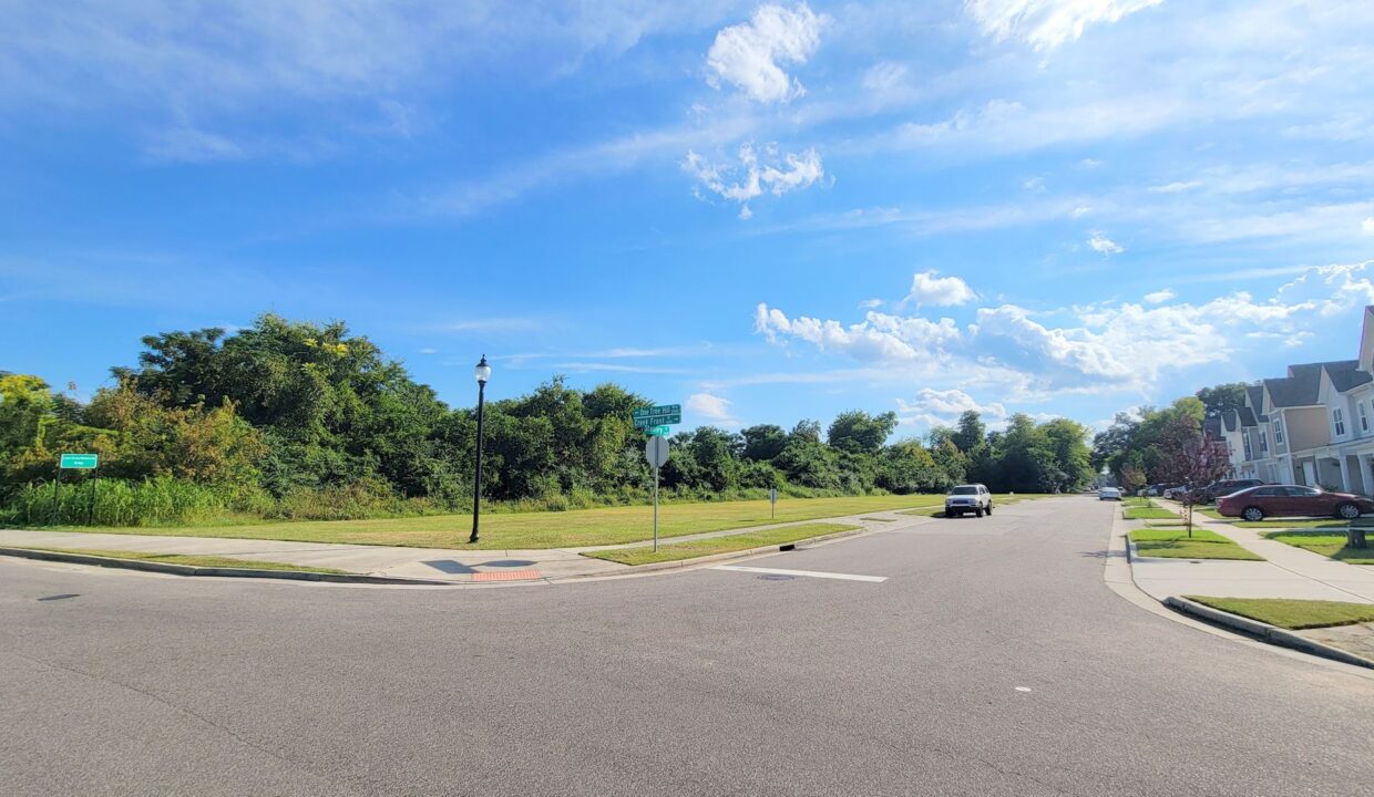 1641-King-St-Wilmington-NC-28401-10