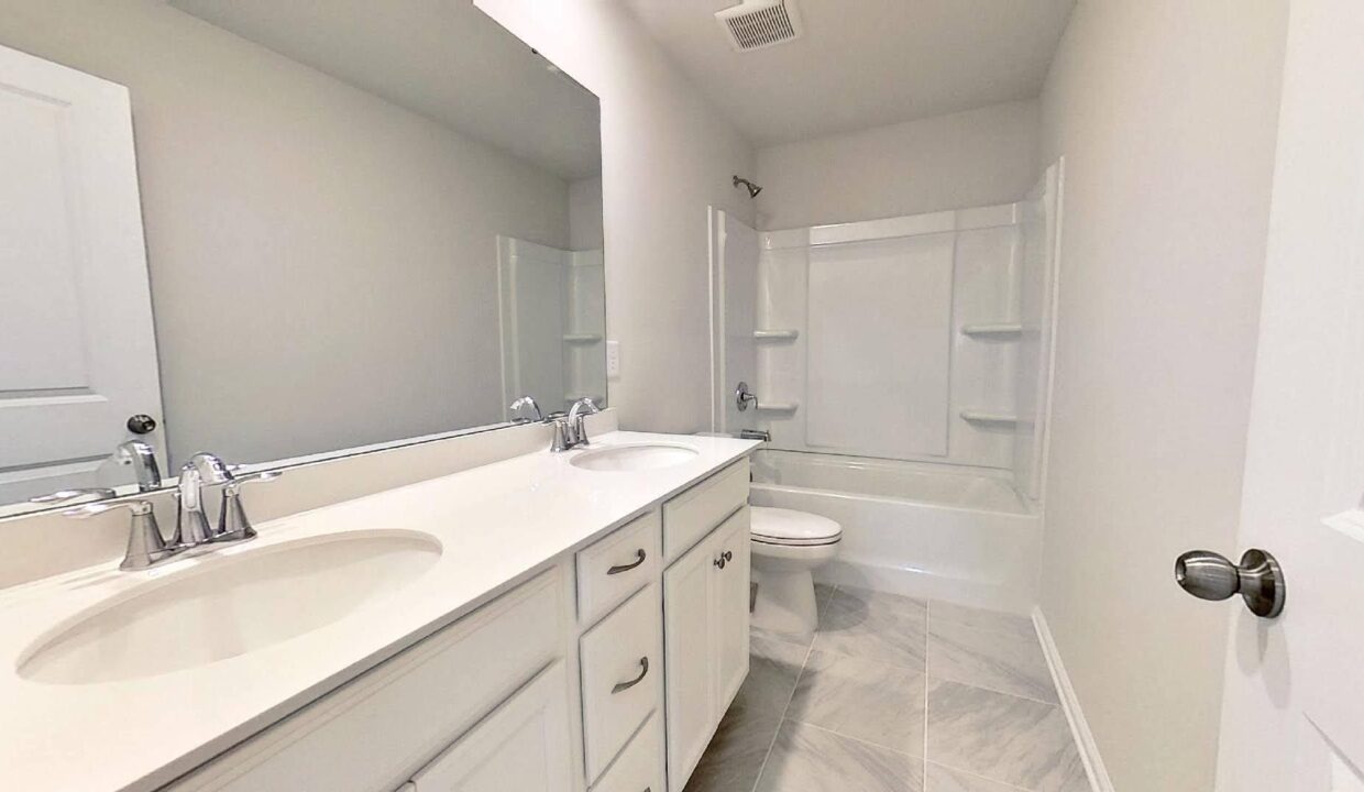 17501-Chaco-Ln-Charlotte-NC-28278-25