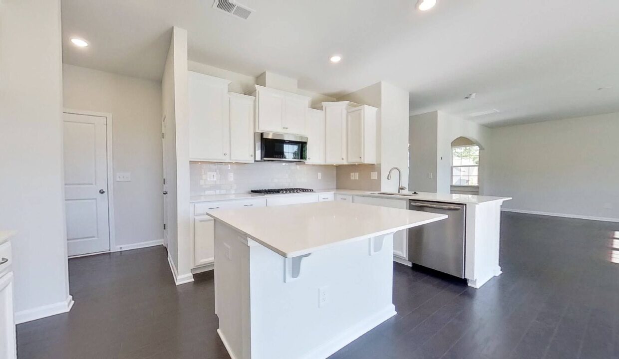 17501-Chaco-Ln-Charlotte-NC-28278-8