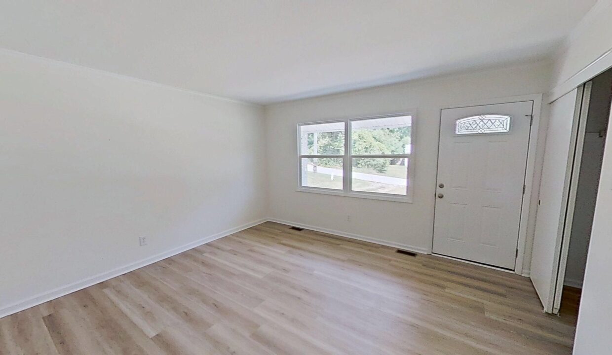 206-Plaza-Dr-Garner-NC-27529-3