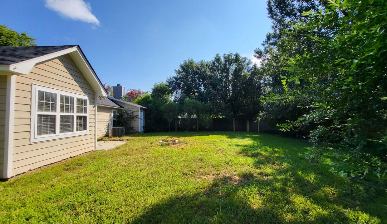 2406-Sapling-Cir-Wilmington-NC-28411-12