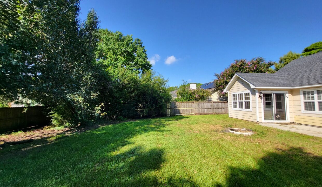 2406-Sapling-Cir-Wilmington-NC-28411-16