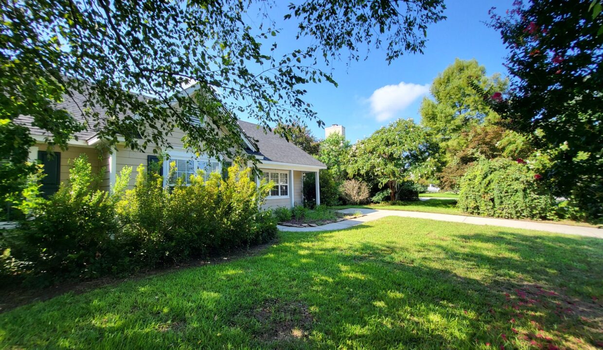 2406-Sapling-Cir-Wilmington-NC-28411-20