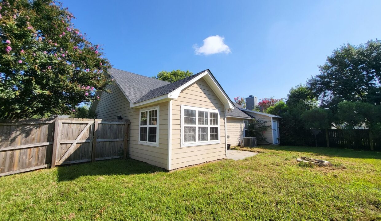 2406-Sapling-Cir-Wilmington-NC-28411-5