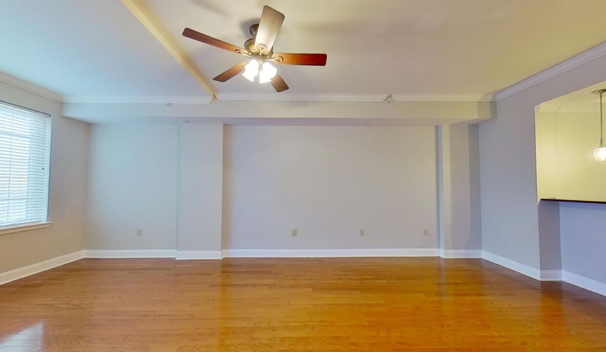 300-W-5th-St-117-Charlotte-NC-28202-10