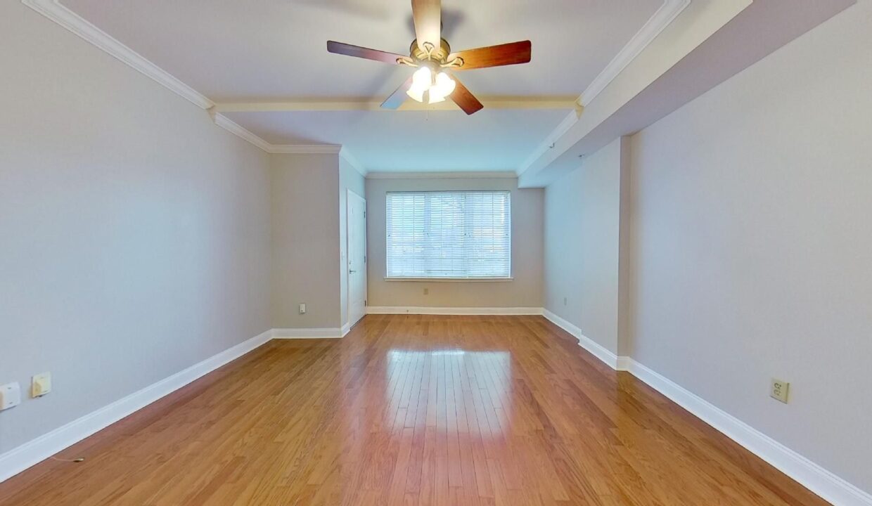 300-W-5th-St-117-Charlotte-NC-28202-12
