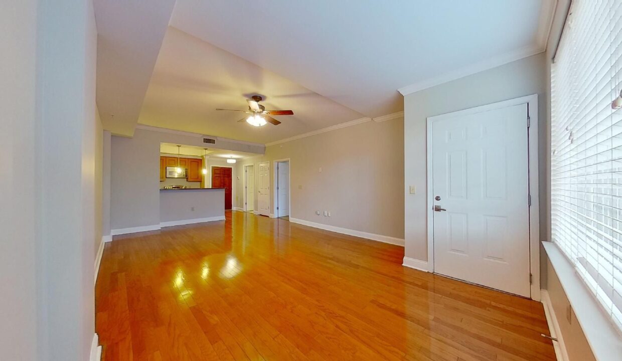 300-W-5th-St-117-Charlotte-NC-28202-16