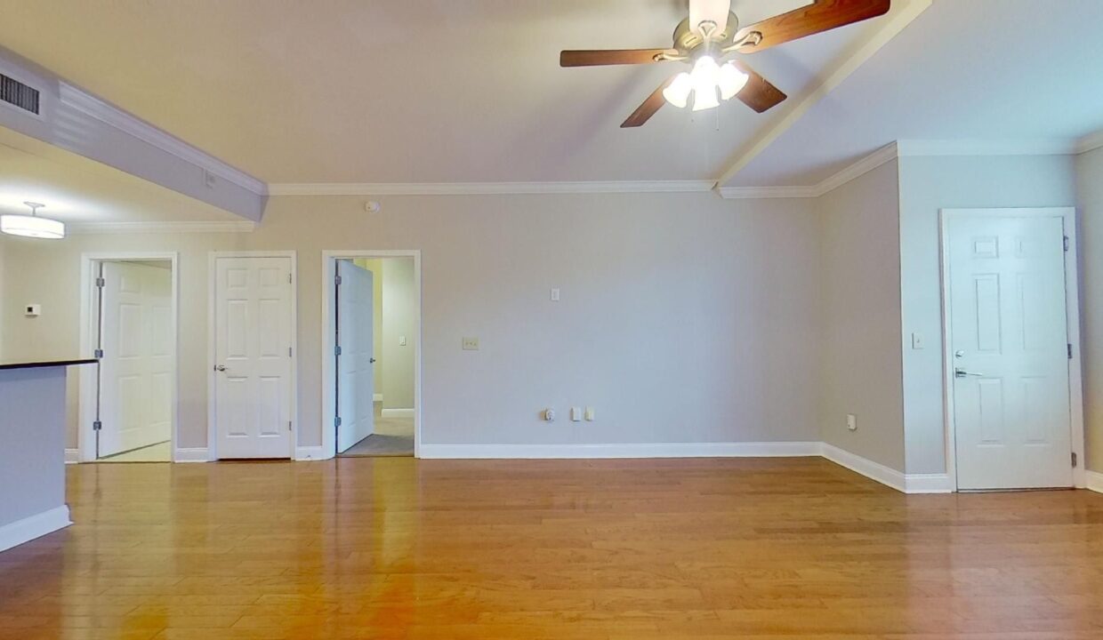 300-W-5th-St-117-Charlotte-NC-28202-20