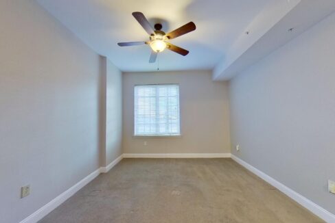 300-W-5th-St-117-Charlotte-NC-28202-23