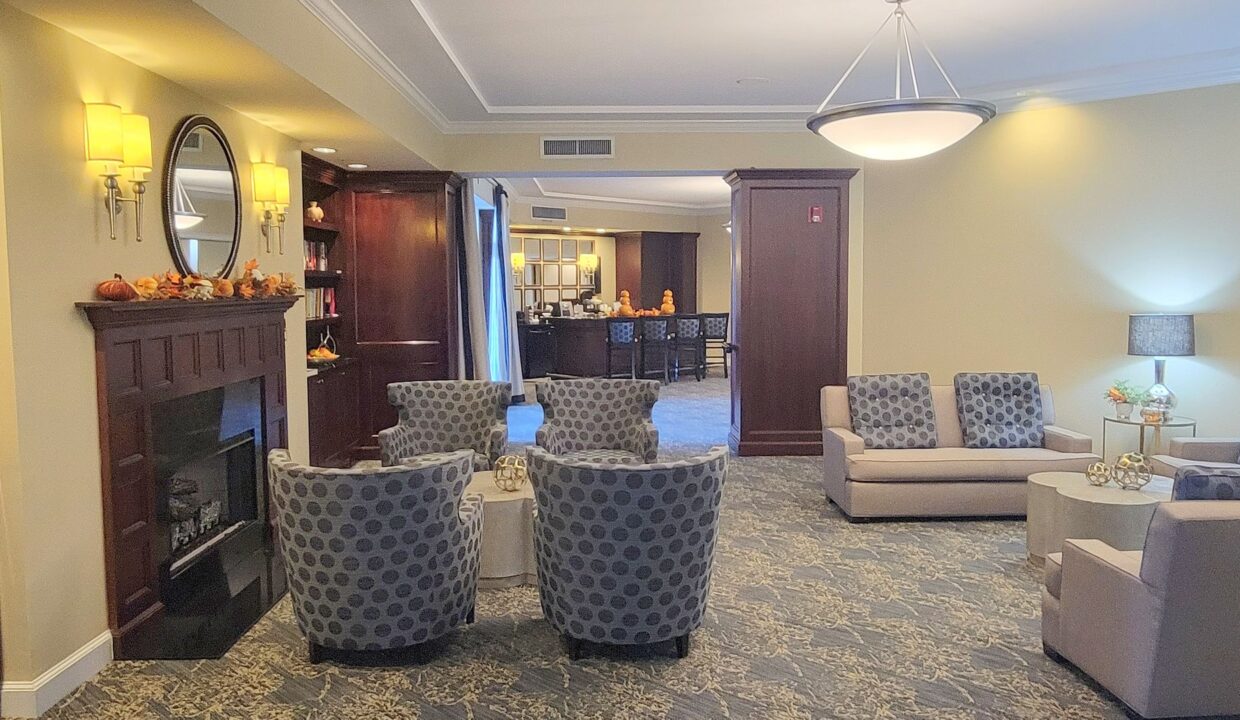 300-W-5th-St-117-Charlotte-NC-28202-27