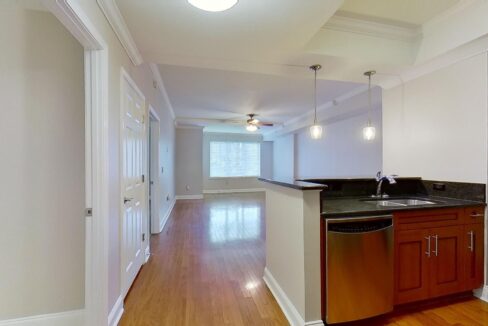 300-W-5th-St-117-Charlotte-NC-28202-5