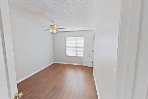 4105-Viewmont-Dr-Raleigh-NC-27610-12