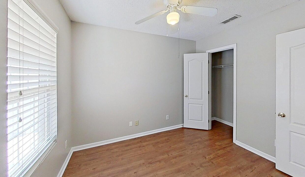 4105-Viewmont-Dr-Raleigh-NC-27610-14