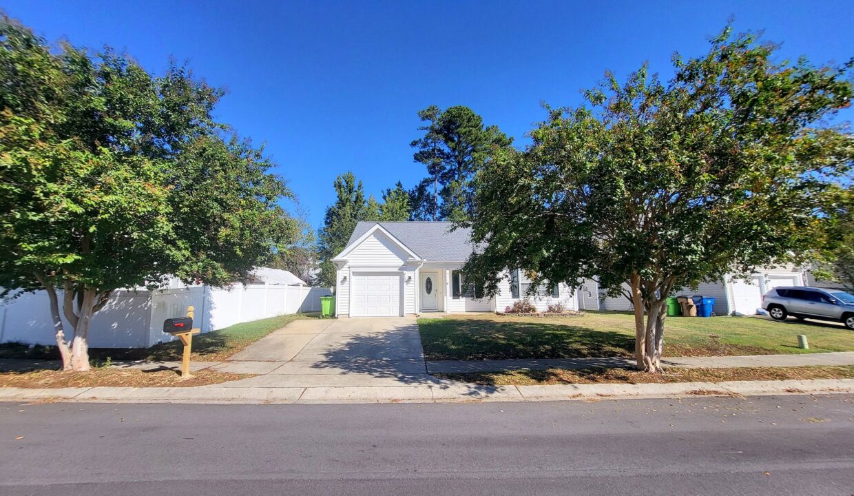 4105-Viewmont-Dr-Raleigh-NC-27610-23