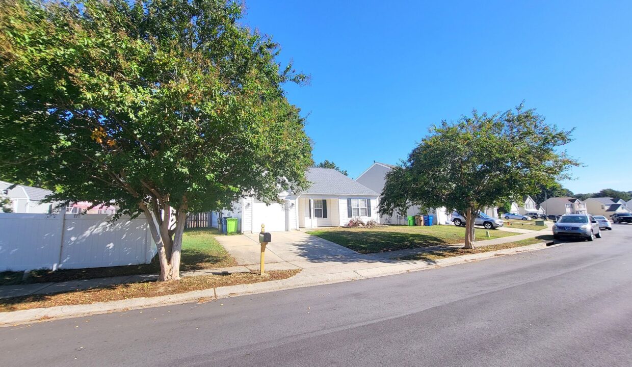 4105-Viewmont-Dr-Raleigh-NC-27610-31