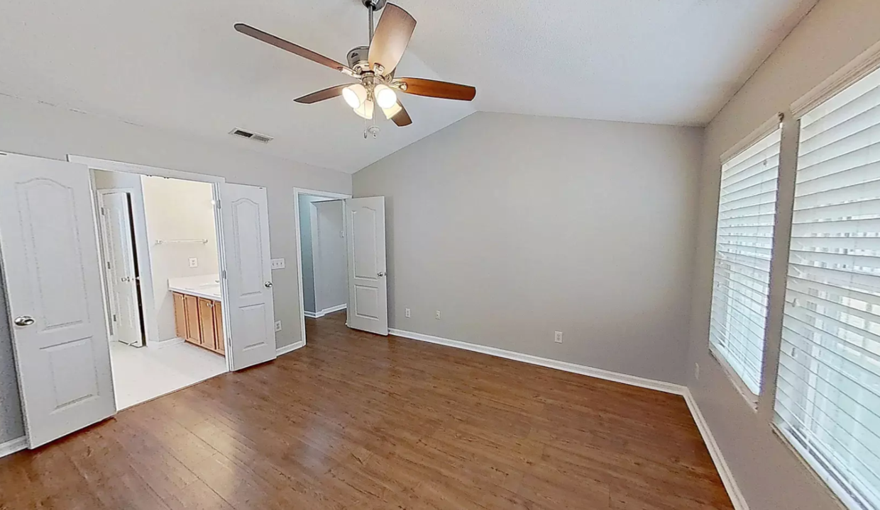 4105-Viewmont-Dr-Raleigh-NC-27610-32