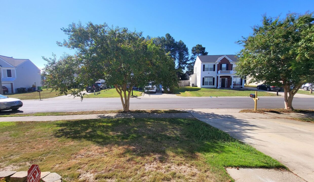 4105-Viewmont-Dr-Raleigh-NC-27610-4