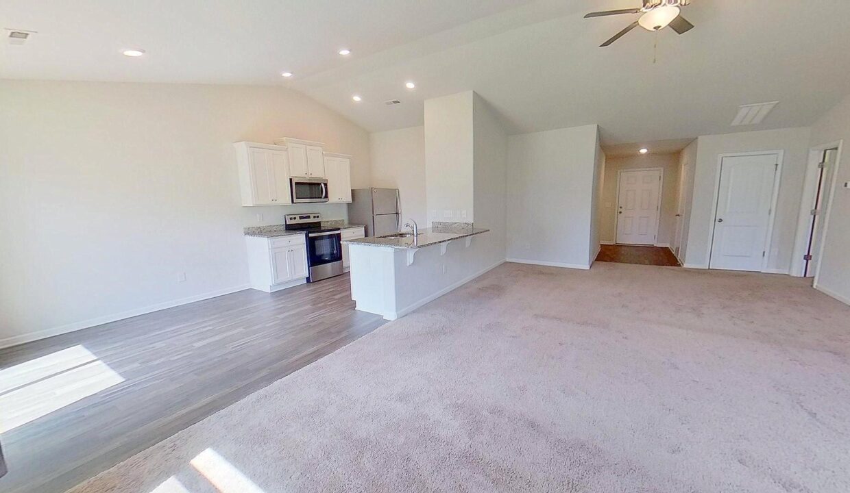 4612-Hazelburn-Dr-Greensboro-NC-27405-13