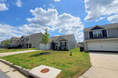 4612-Hazelburn-Dr-Greensboro-NC-27405-17