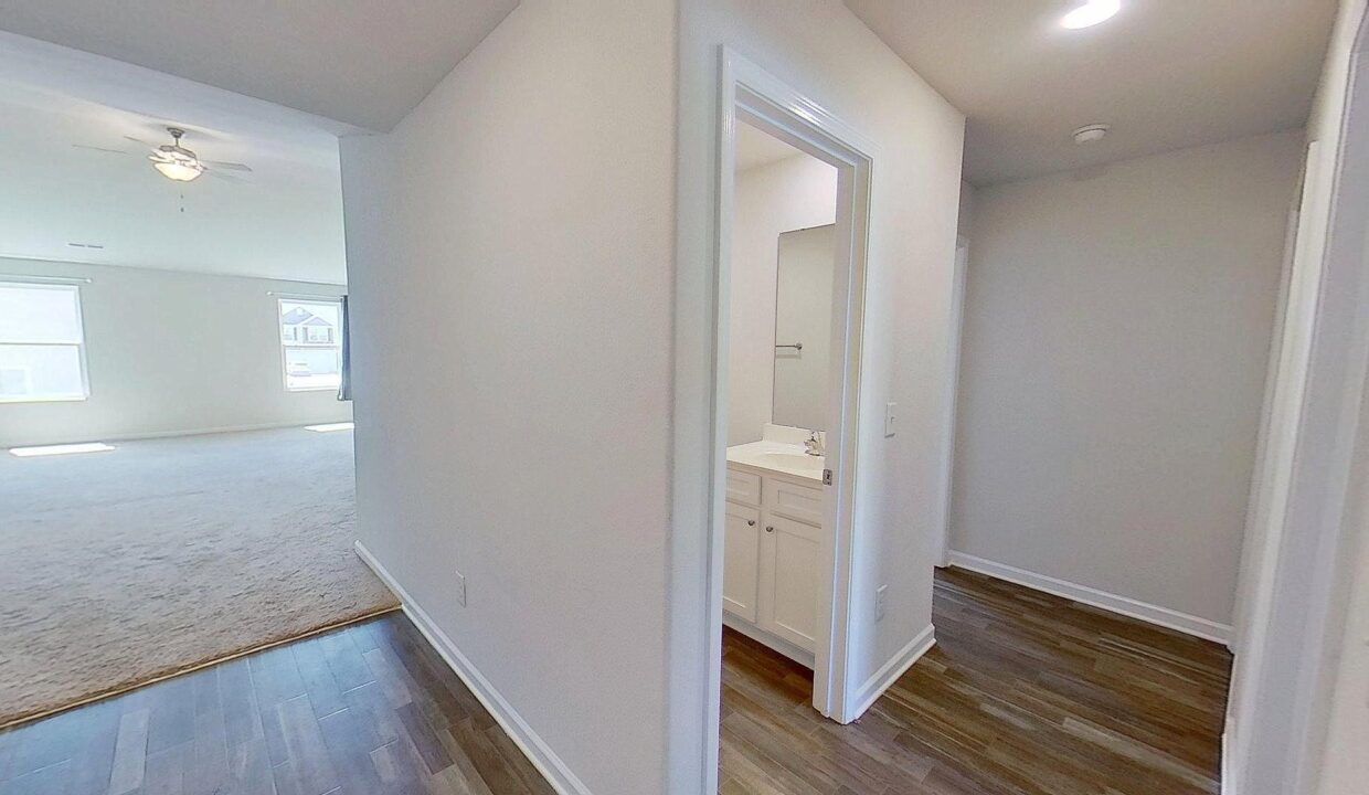 4612-Hazelburn-Dr-Greensboro-NC-27405-26