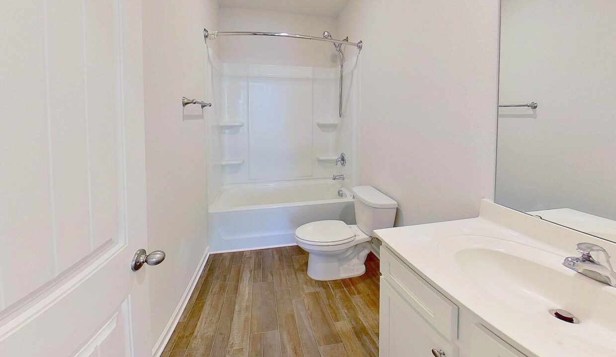 4612-Hazelburn-Dr-Greensboro-NC-27405-27