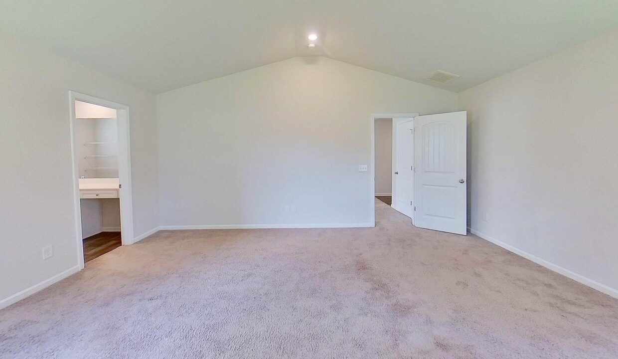 4612-Hazelburn-Dr-Greensboro-NC-27405-31