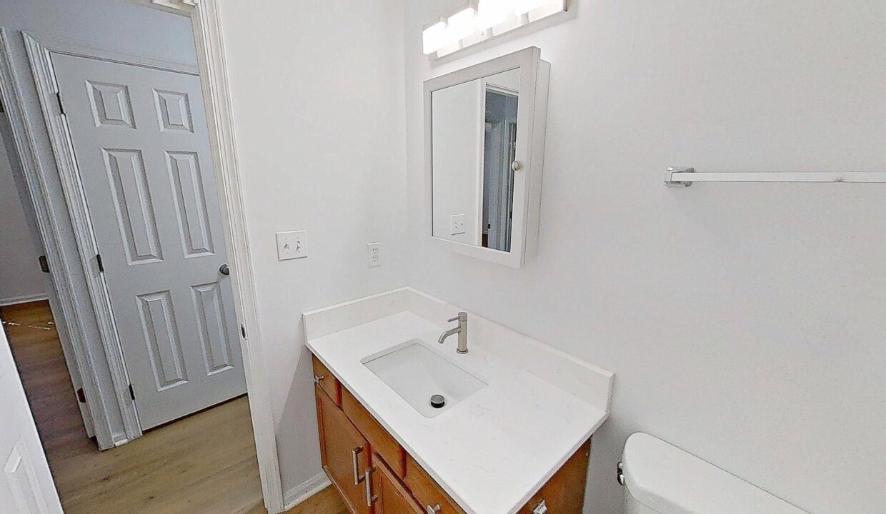 720-Grove-Ave-C-Raleigh-NC-27606-15