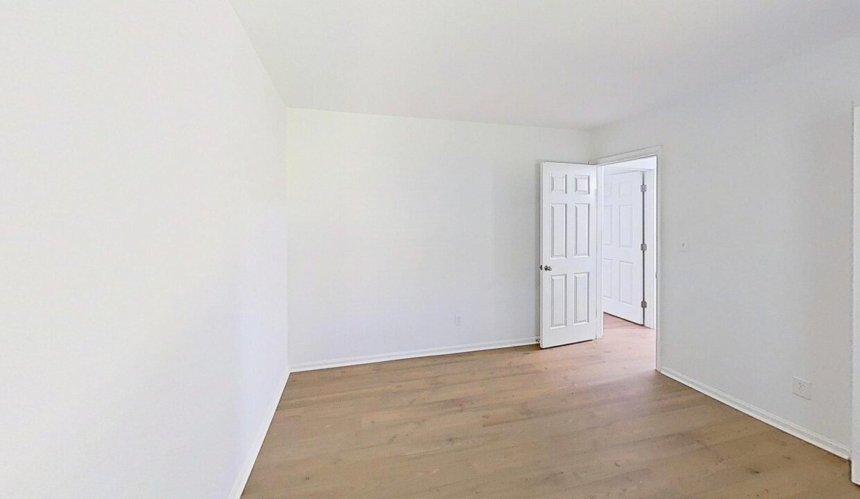 720-Grove-Ave-C-Raleigh-NC-27606-34