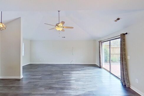 1212-Smith-Bay-Circle-W-Wilmington-NC-28405-10