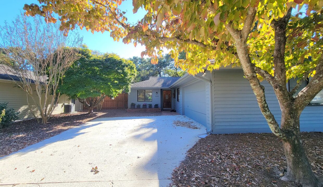 1212-Smith-Bay-Circle-W-Wilmington-NC-28405-24