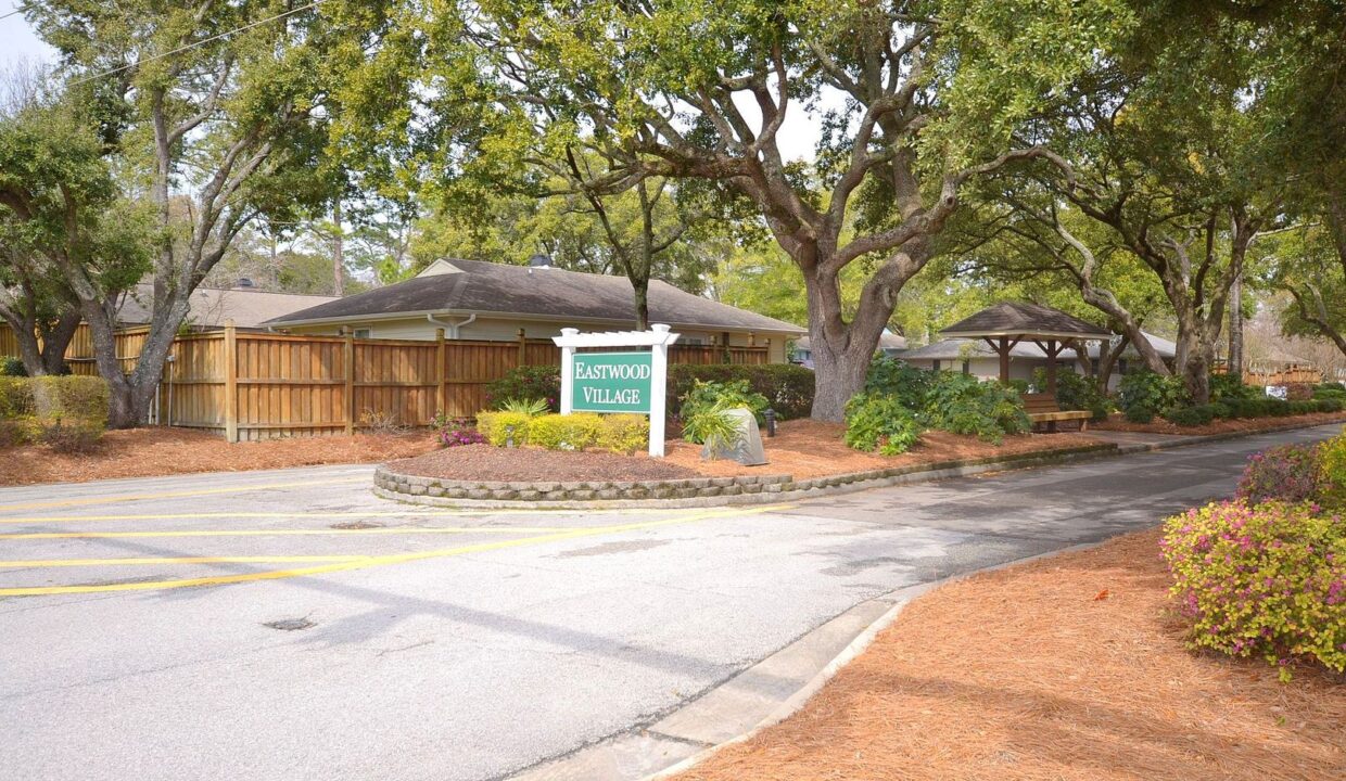 1212-Smith-Bay-Circle-W-Wilmington-NC-28405-35