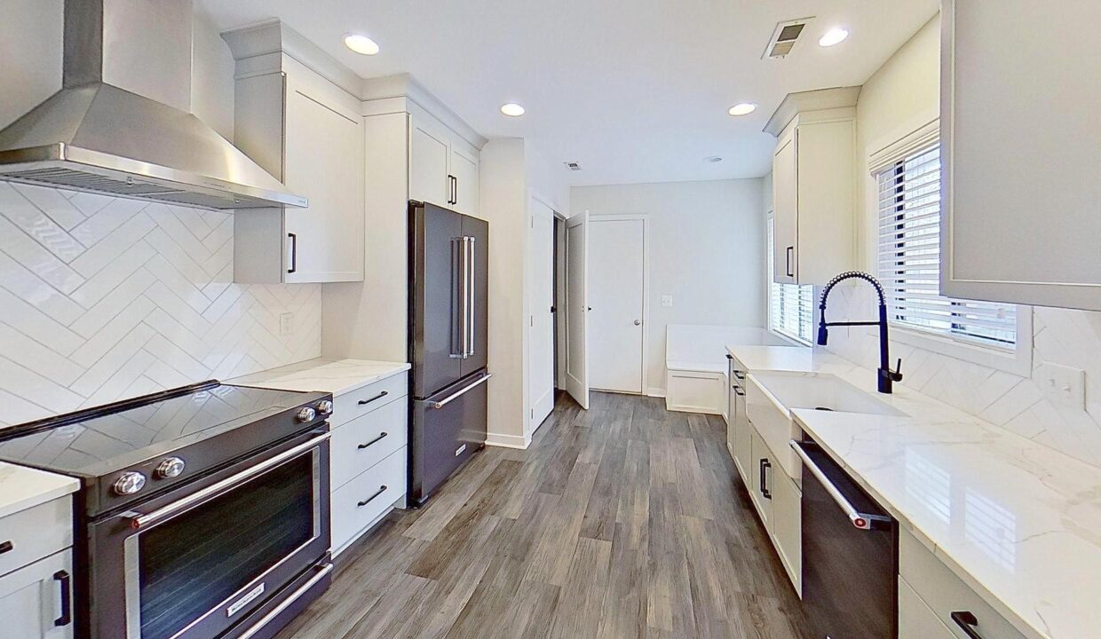 1212-Smith-Bay-Circle-W-Wilmington-NC-28405-36